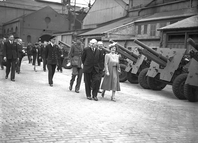 King George VI and Queen Elizabeth at Tyneside 18 June 1941 worldwartwo.filminspector.com