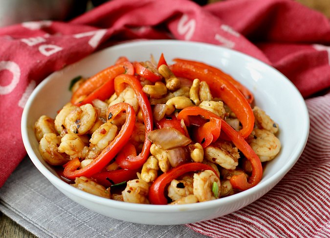 Kung Pao Shrimp with Cashews and Sichuan peppercorns