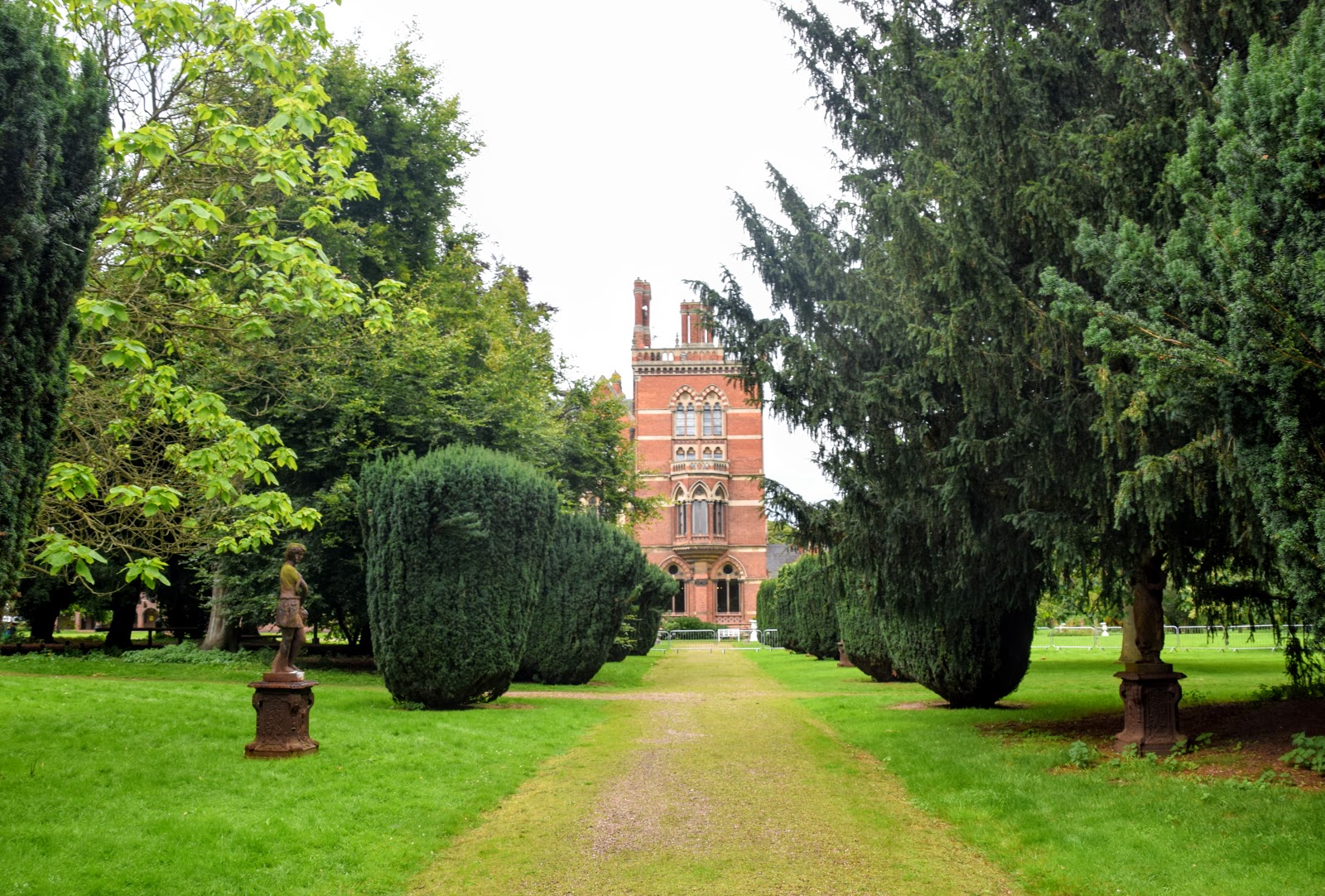 , Travel:  Kelham Hall and Country Park, Nottinghamshire (Free Day Out)