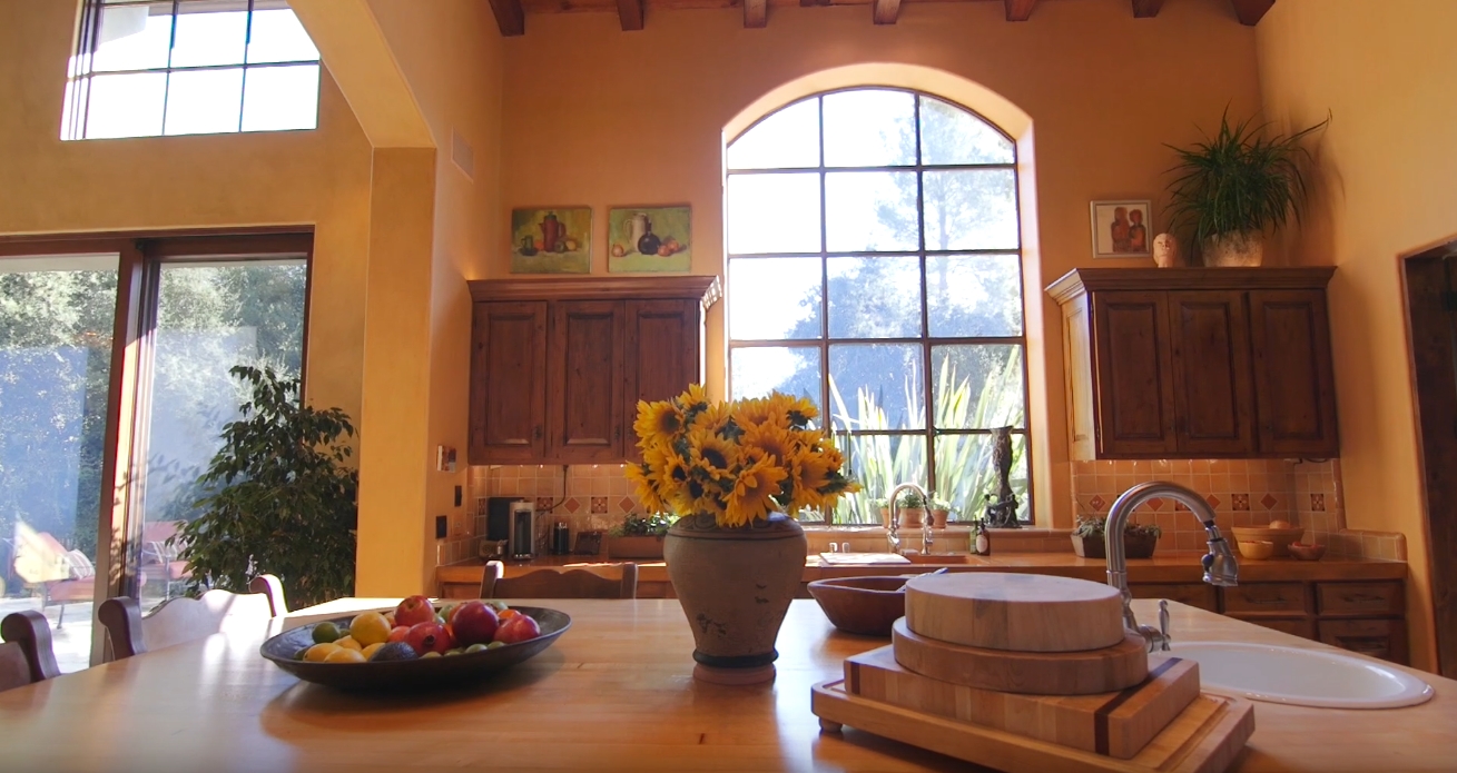 21 Photos vs. 2040 McKain St, Calabasas, CA vs. Home Interior Design Tour