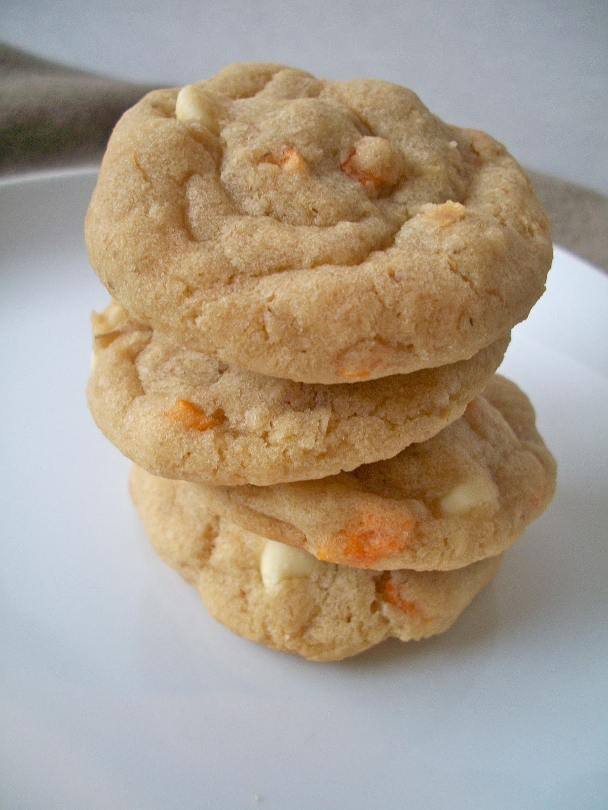 Brooke Bakes Peaches n' Cream Oatmeal Cookies