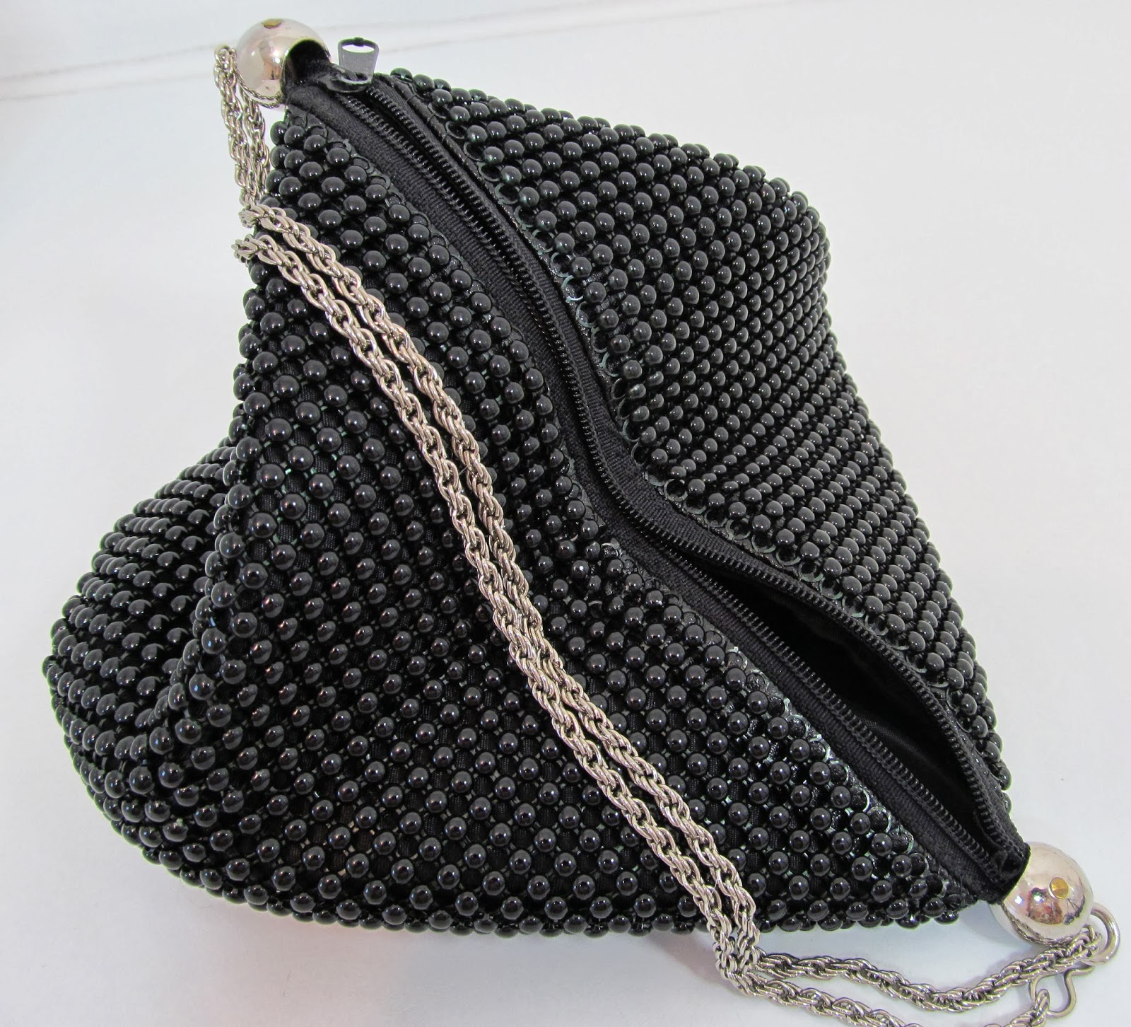 VINTAGE BLACK BEADED ZIP TOP EVENING BAG HANDBAG POCKETBOOK PURSE