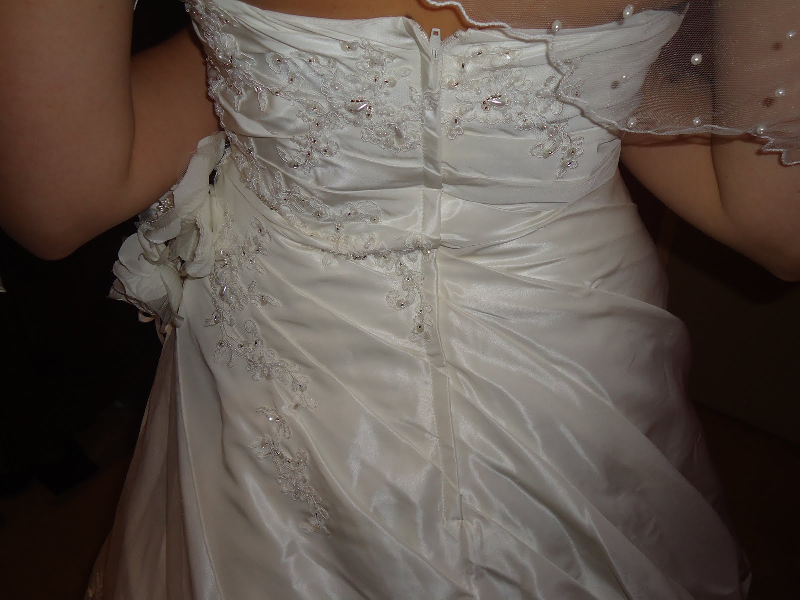 Robe de Mariée (Couleur Ivoire) ~ Robes Sherazade