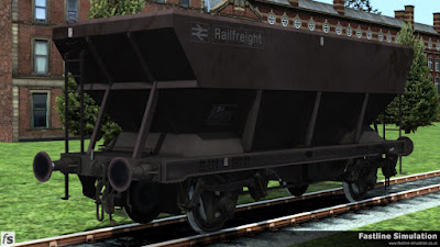 Fastline Simuation: Thyis maroon liveried HES hopper has been converted to an HSA scrap wagon by welding a steel plate across the hopper bottoms. The only visible sign of the conversion is the E that has been changed to an S in the TOPS code.