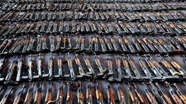 Resultado de imagen para AK-47 + brazilian crime