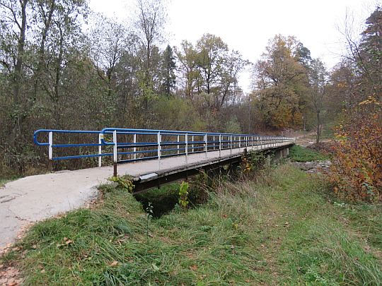 Kładka nad Poniczanką. Kładka nad Poniczanką.