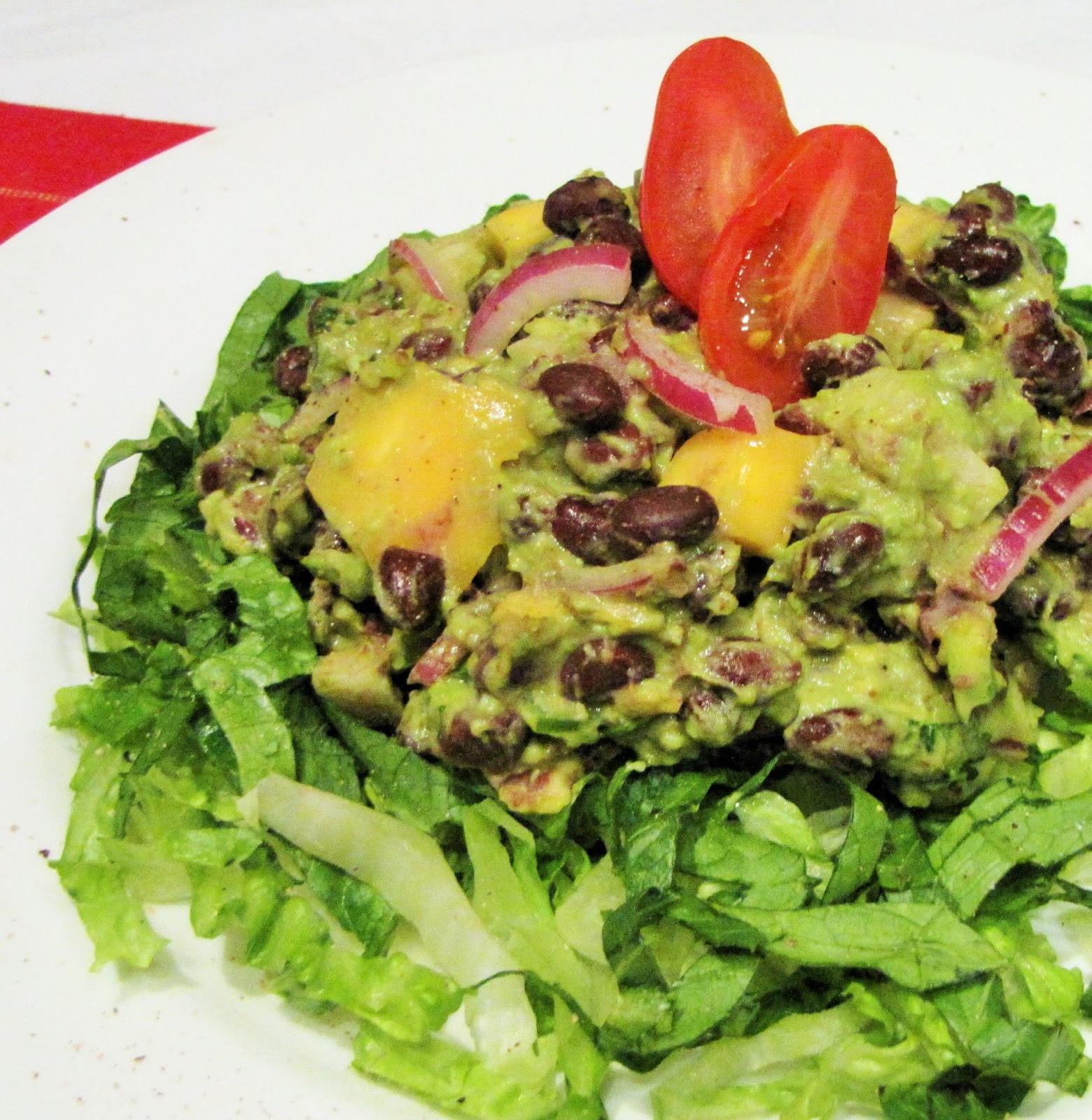 Ready Health Go JICAMA, BLACK BEAN, AND MANGO SALAD WITH AVOCADO LIME