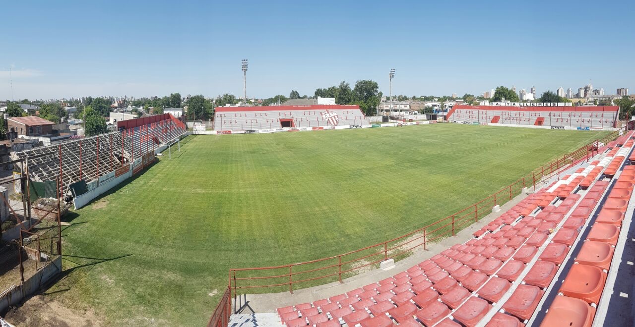 Estadio Talleres De Remedios De Escalada (ARG) :: Photos 