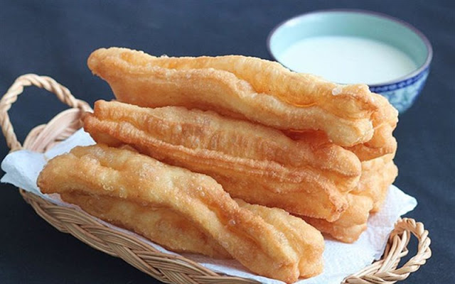 Try the best local street foods in Shanghai
