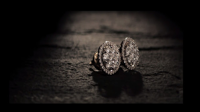 DEBEERS AND GJEPC JOIN HANDS TO LAUNCH NEW CAMPAIGN ON DIAMONDS TO CREATE EXCITEMENT FOR THE FESTIVE SEASON DEBEERS AND GJEPC JOIN HANDS TO LAUNCH NEW CAMPAIGN ON DIAMONDS TO CREATE EXCITEMENT FOR THE FESTIVE SEASON