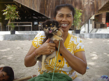 RITA--MY GOOD FRIEND ON KUTA BEACH SINCE 1995--WILL BE SO HAPPY TO MEET YOU AND PLAIT YOUR HAIR