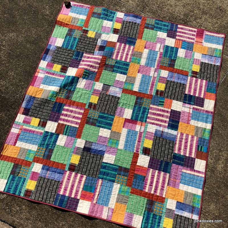Julie Stocker Quilts at Pink Doxies: AMH Loominous Quilt Finish