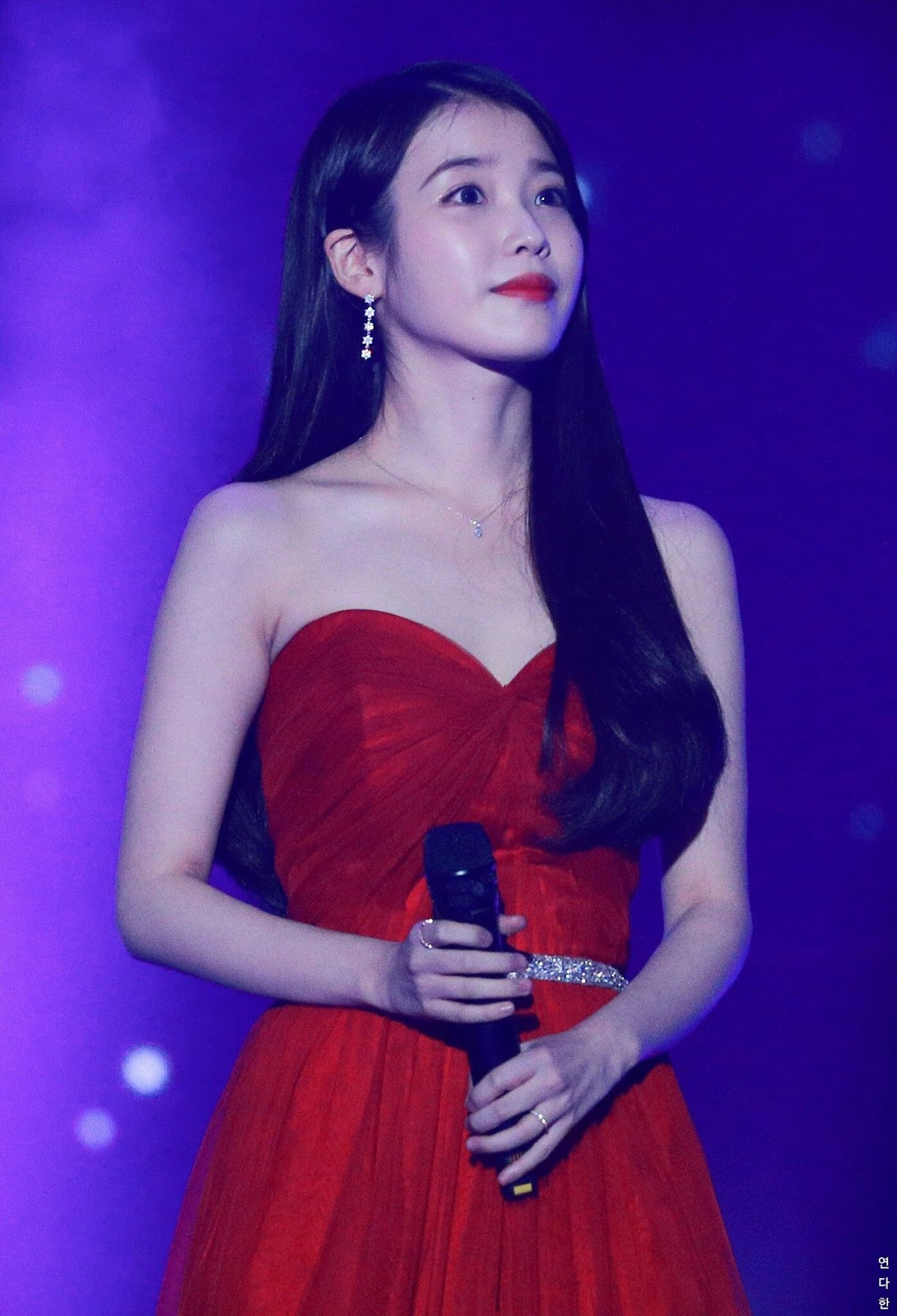IU Looks Hot In Red Dresses! | Daily K Pop News