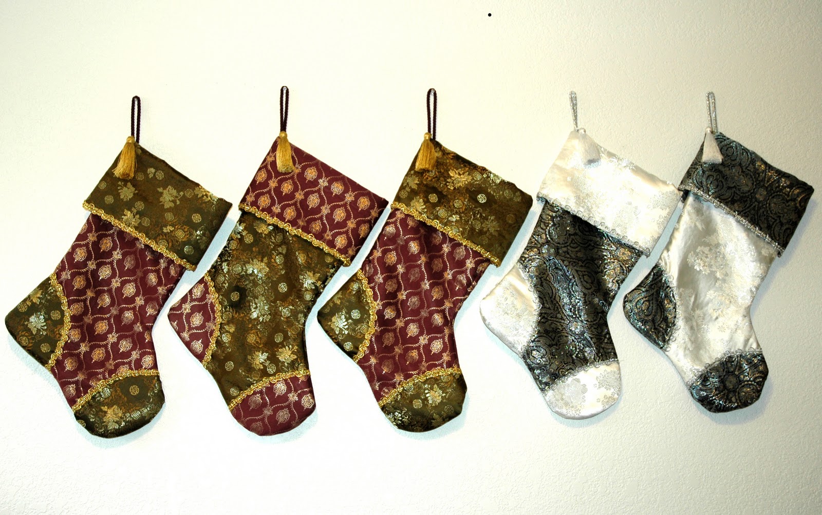 Sewing Like It's Going Out Of Style Simplicity 4842 Christmas Stockings