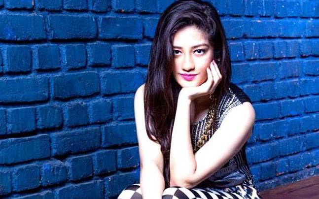 Anmol Malik (Singer) Wiki, Biography, Dob, Age, Height, Weight, Affairs and More