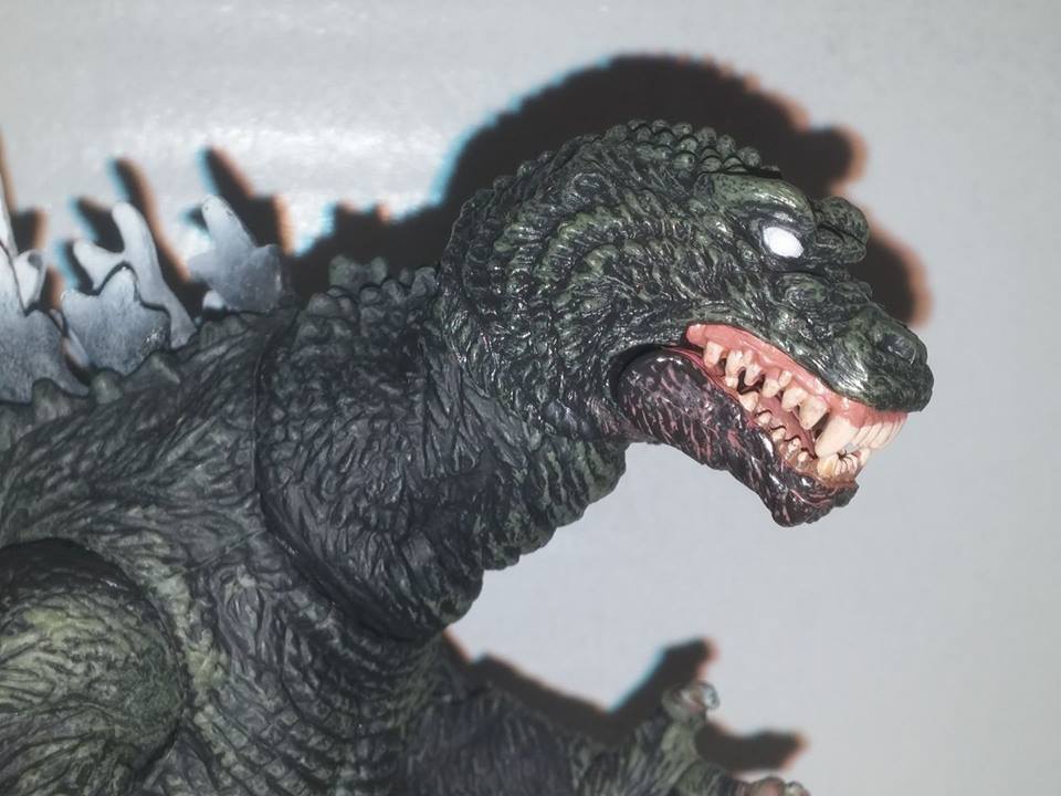 The Gryphon's Lair : NECA GODZILLA 2001 - Figure Review