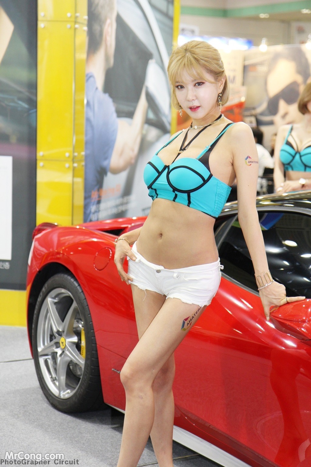 Heo Yoon Mi's beauty at the 2017 Seoul Auto Salon exhibition (175 photos)