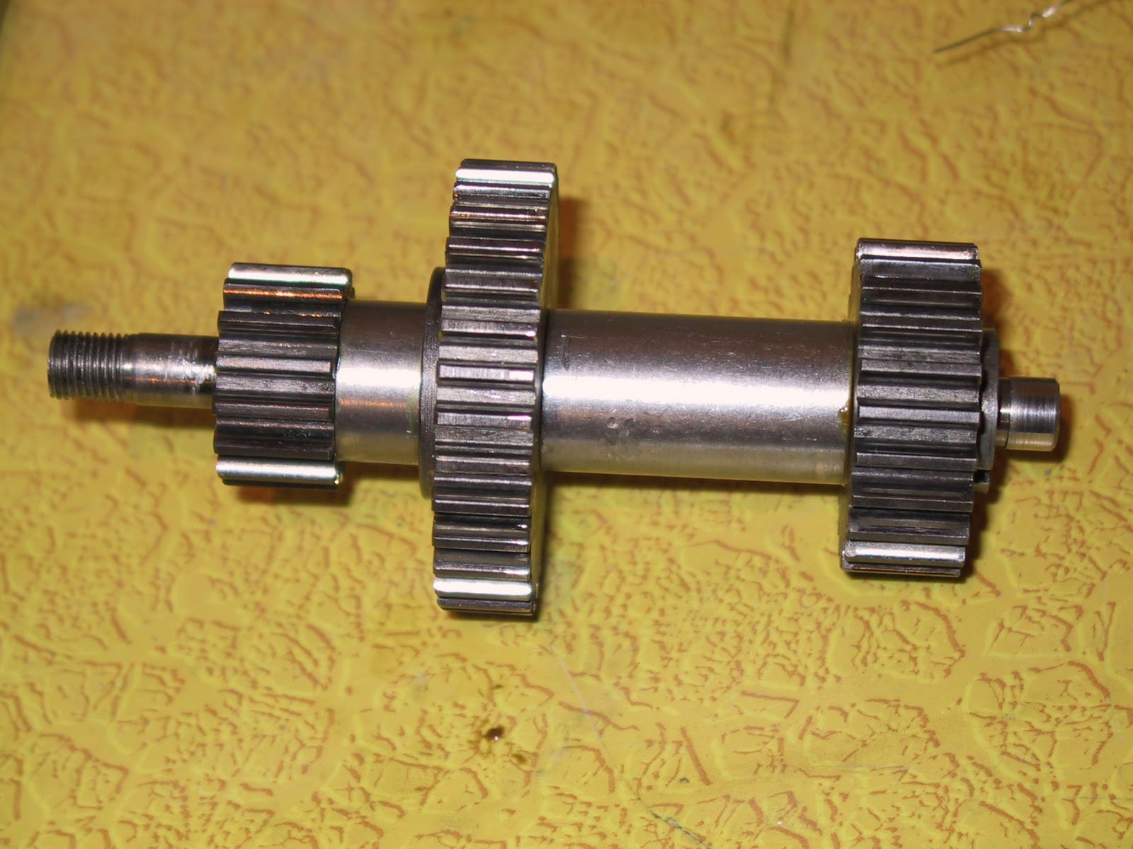 Hobart A200 Overhaul Cleaning the Transmission Shaft/Gear Assembly