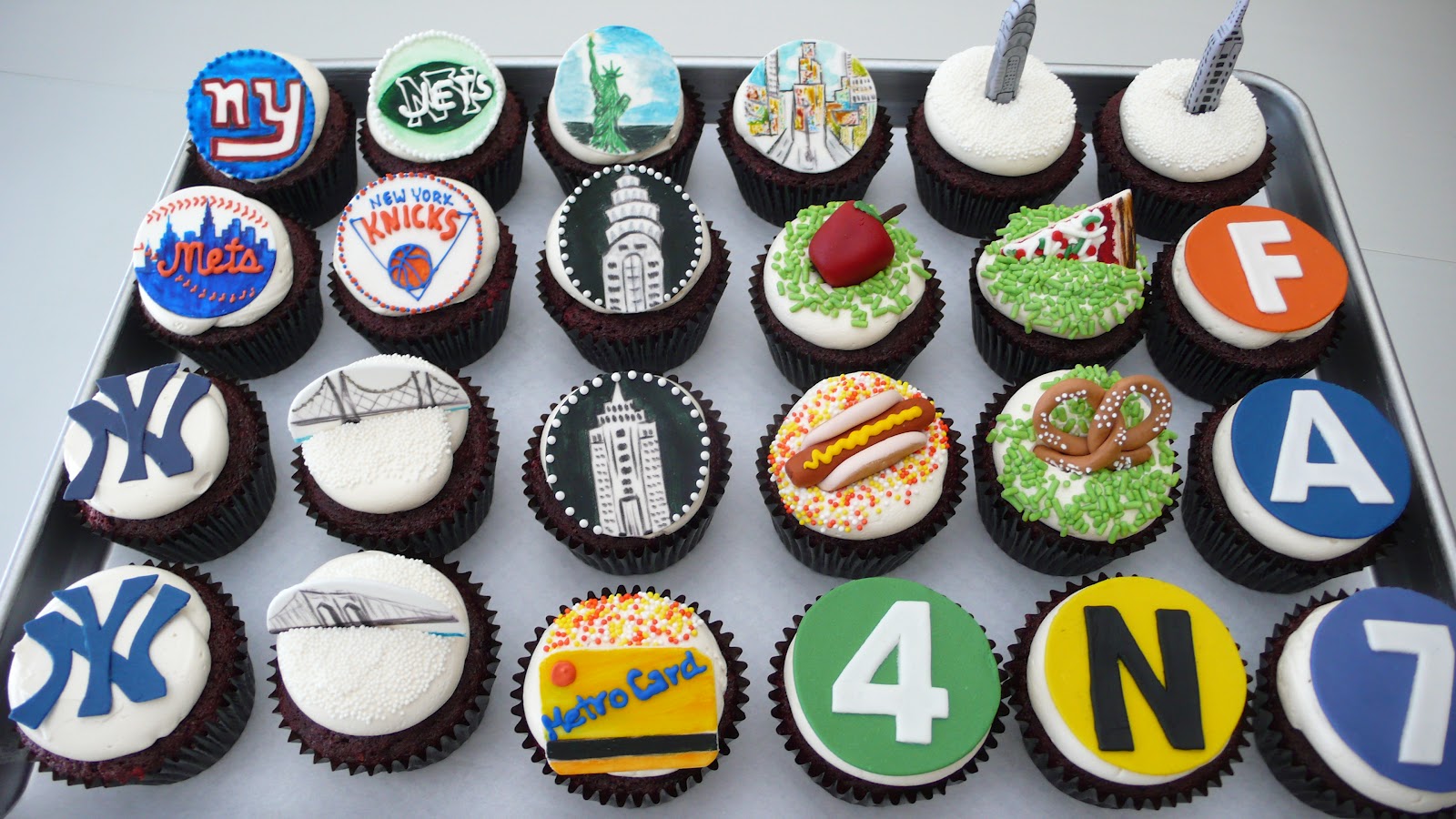 Dough and Batter new york city to los angeles inspired cupcakes