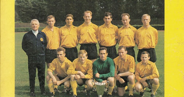 Borussia Dortmund Mannschaftskarte 1966-67 