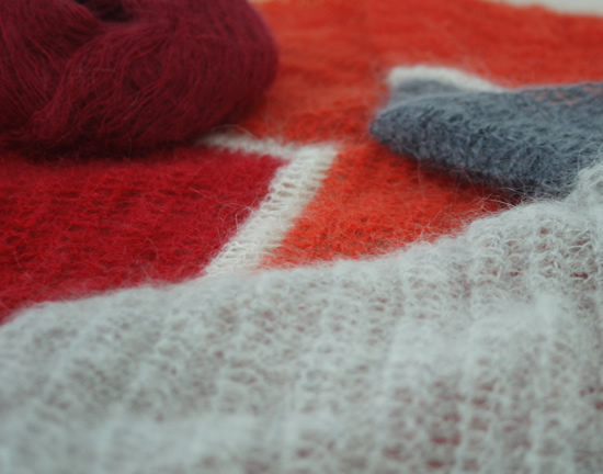 Mohair crochet: pointing up or pointing down | Happy in Red Mohair crochet: pointing up or pointing down | Happy in Red