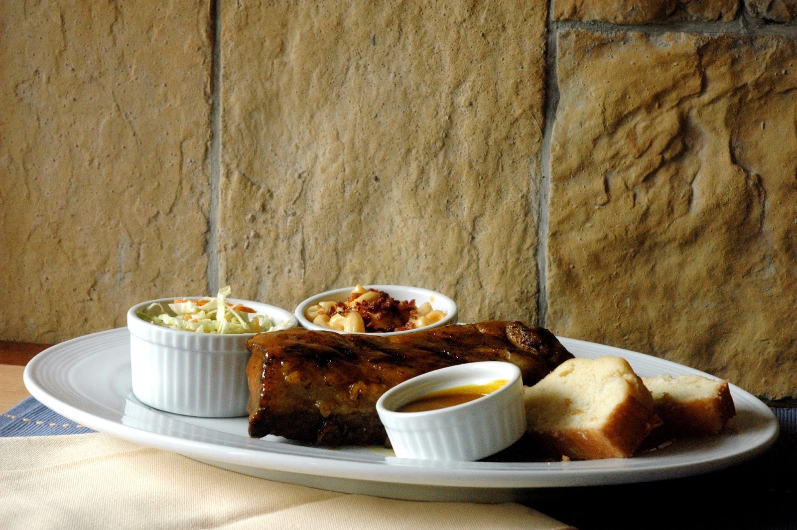 DUDE FOR FOOD: Striking Gold: The New Carolina Gold Pork Ribs from Racks