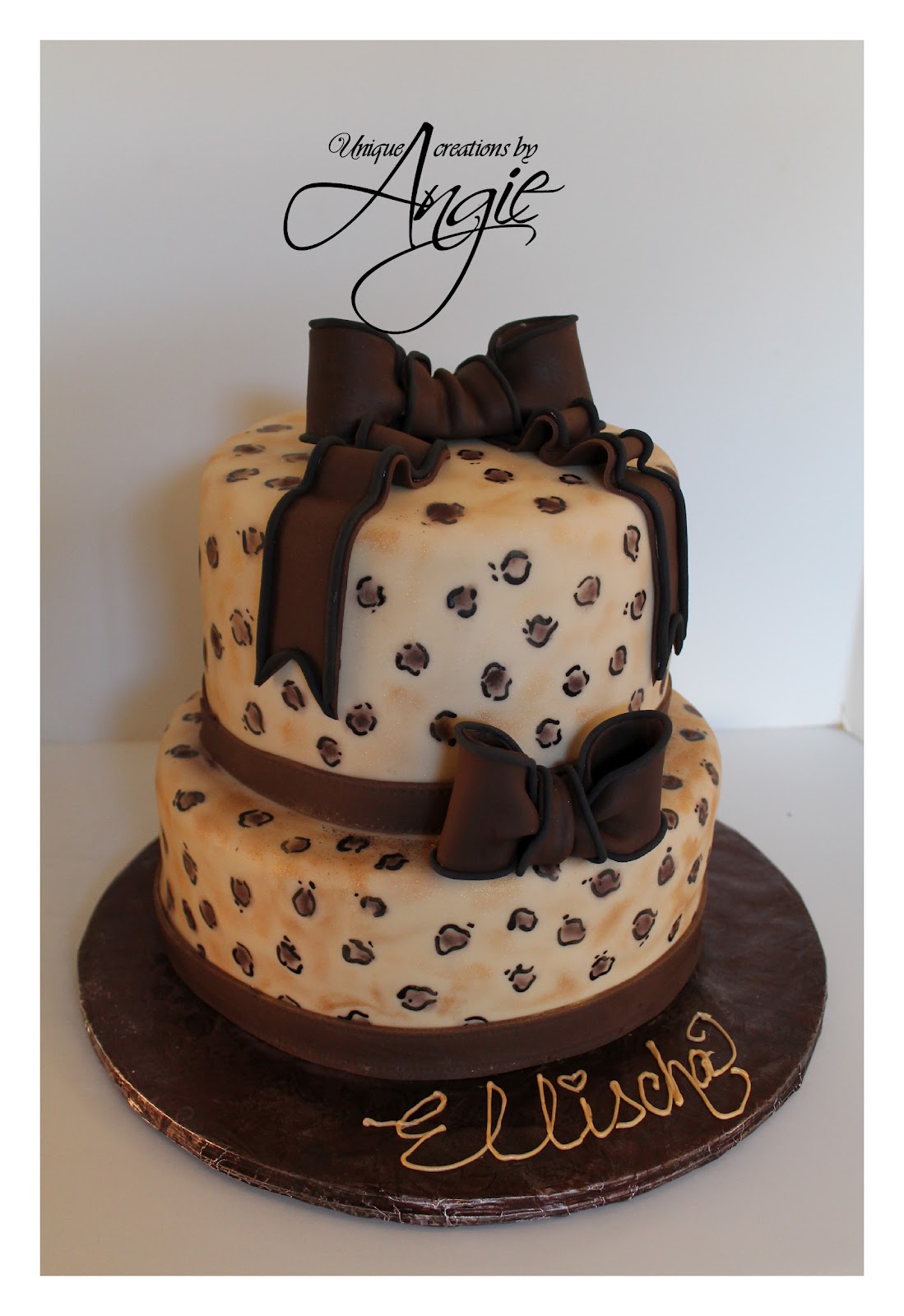 SCRAPPIN MEMORIES Cheetah Cake