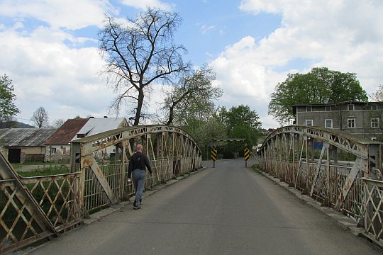Most nad Bobrem w Siedlęcinie. Most nad Bobrem w Siedlęcinie.