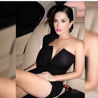 sunny leone images, sunny leone top images, sunny leone hot images, Sunny Leone Latest Images, Sunny Leone Beautiful Dress