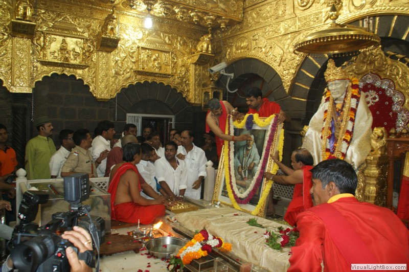 Shirdi Sai Baba Stories,Leelas and Teachings.: Guru Poornima ...