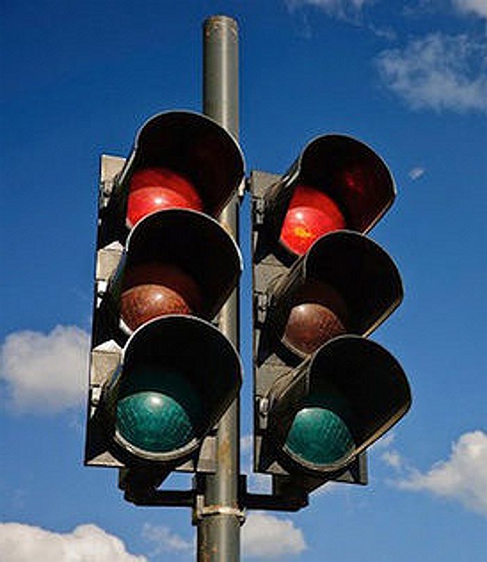 Cara Membuat Lampu Lalu Lintas Mainan – Dalam