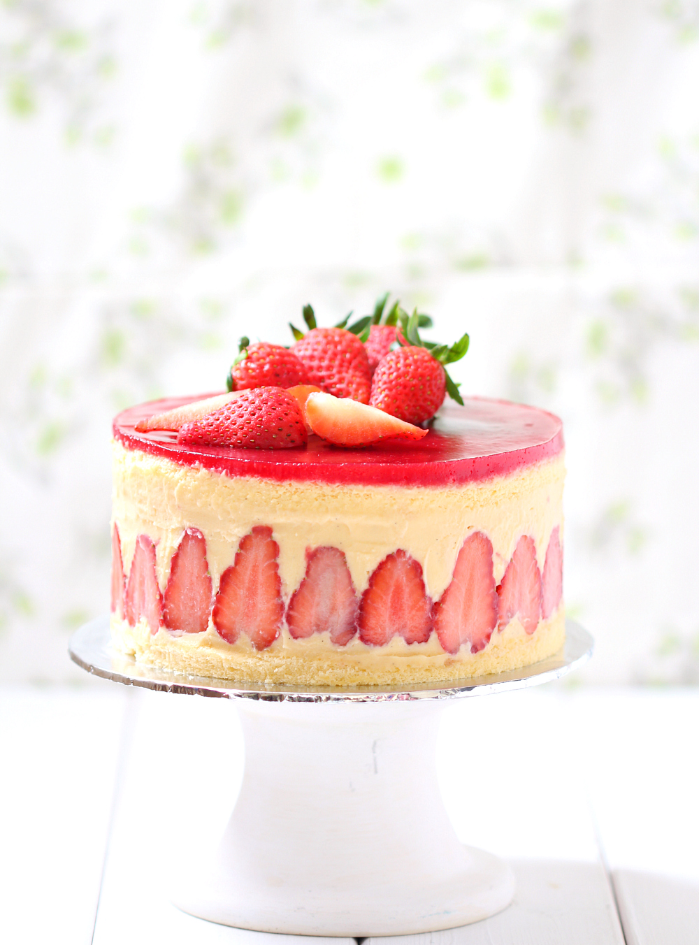 Frenchstyle strawberry shortcake