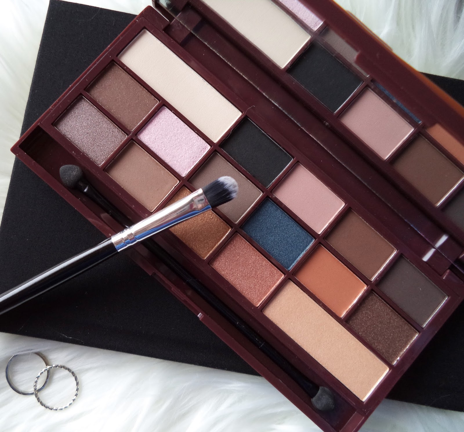 Makeup Revolution Salted Caramel Diane Elizabeth