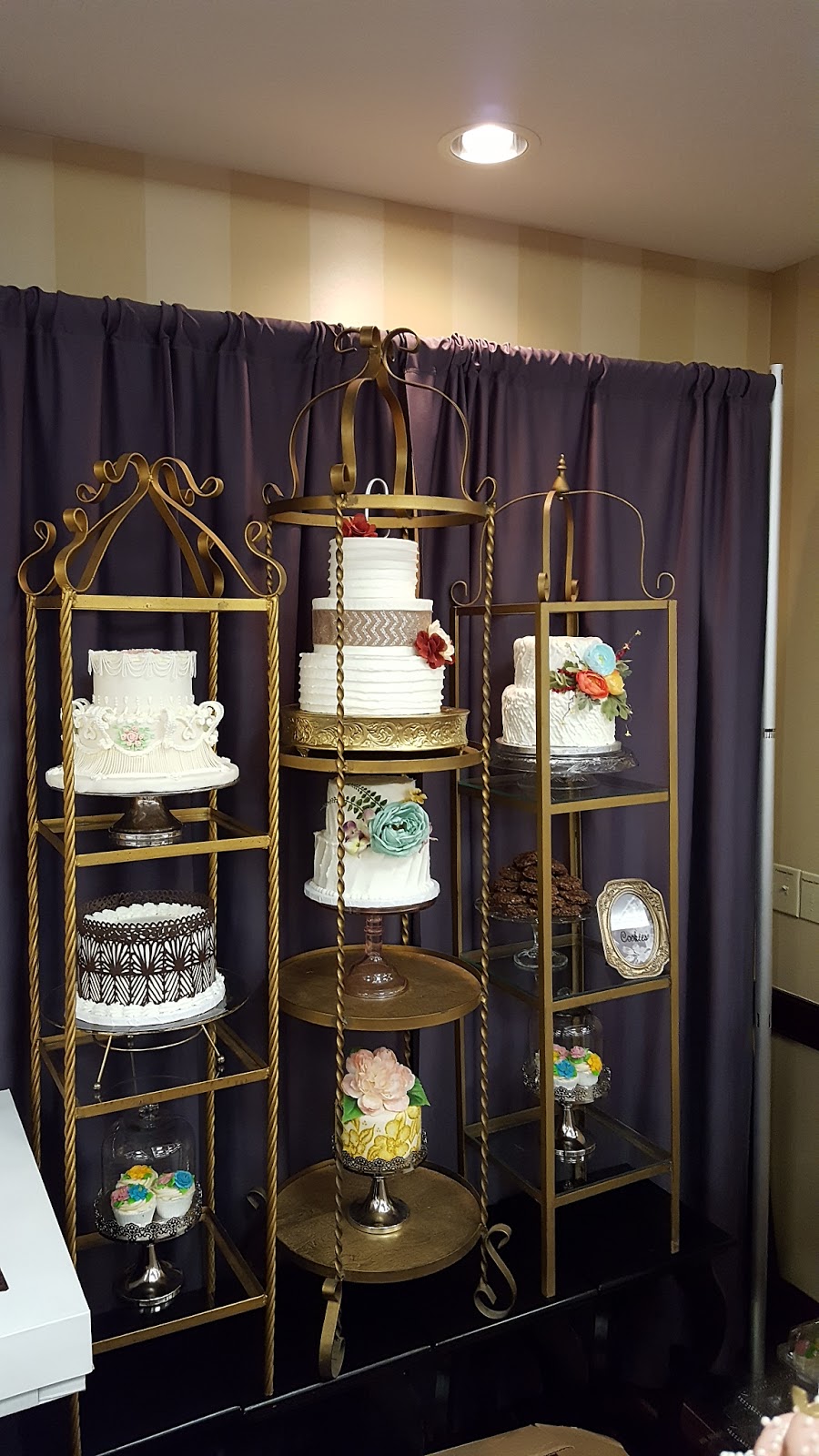 { Ask Cynthia } Fareway Stores Bakery Cakes