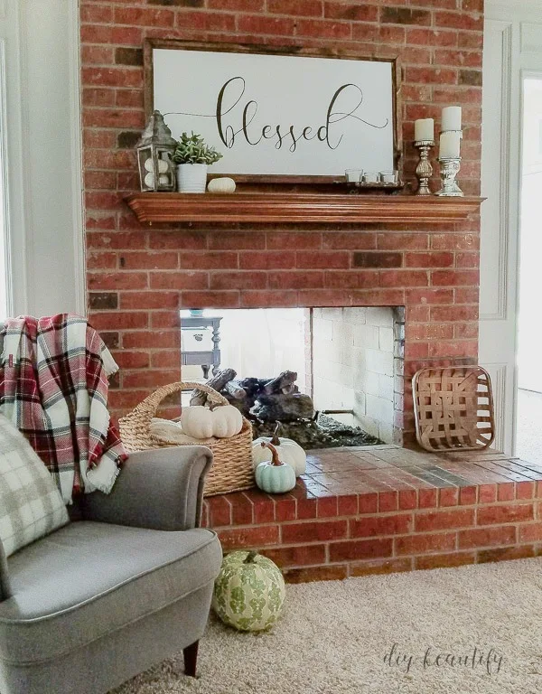 fall mantle
