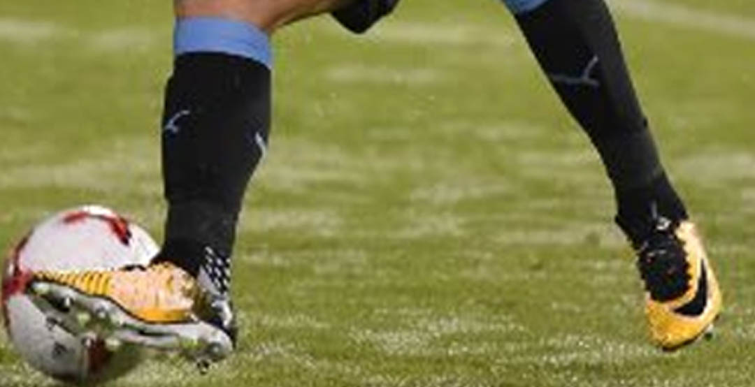 Nike Hypervenom Face Edinson Cavani Makes Surprise Boot Silo Switch - Footy Headlines