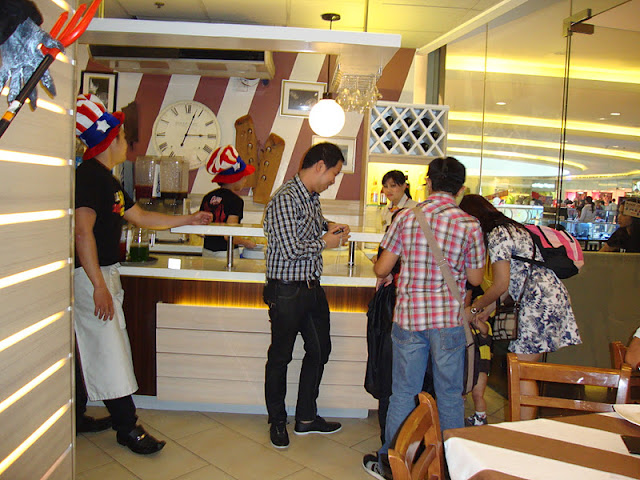 Sael�s World Halloween Events + Trick or Treat in the Philippines