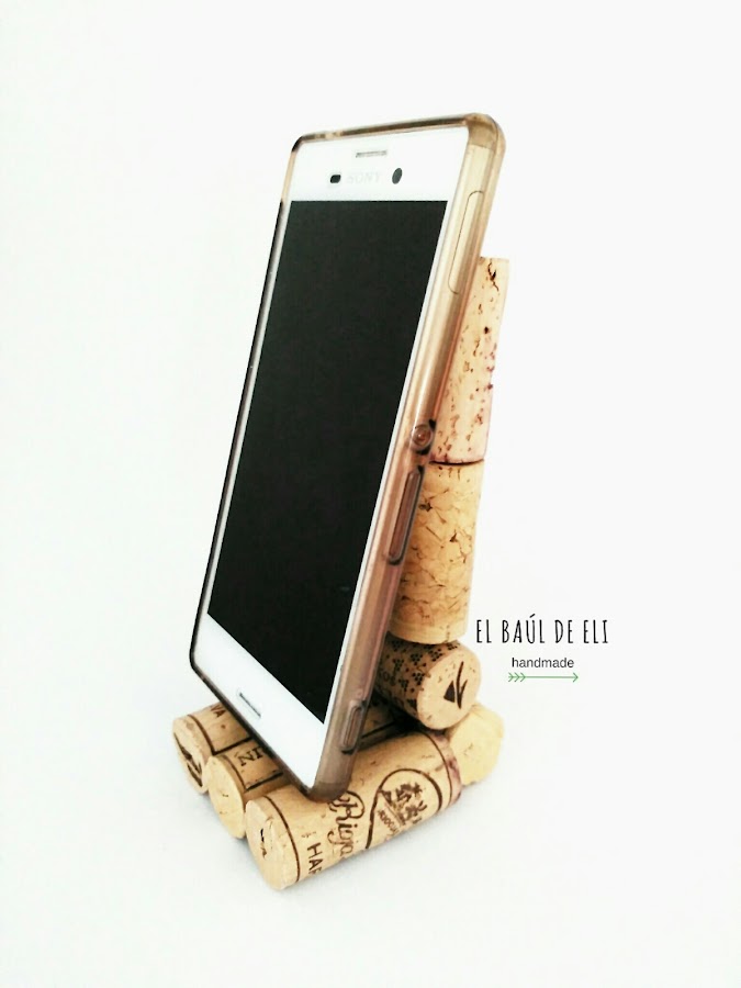 soporte móvil, corchos, winecork, ideas con corchos, diy, handmade