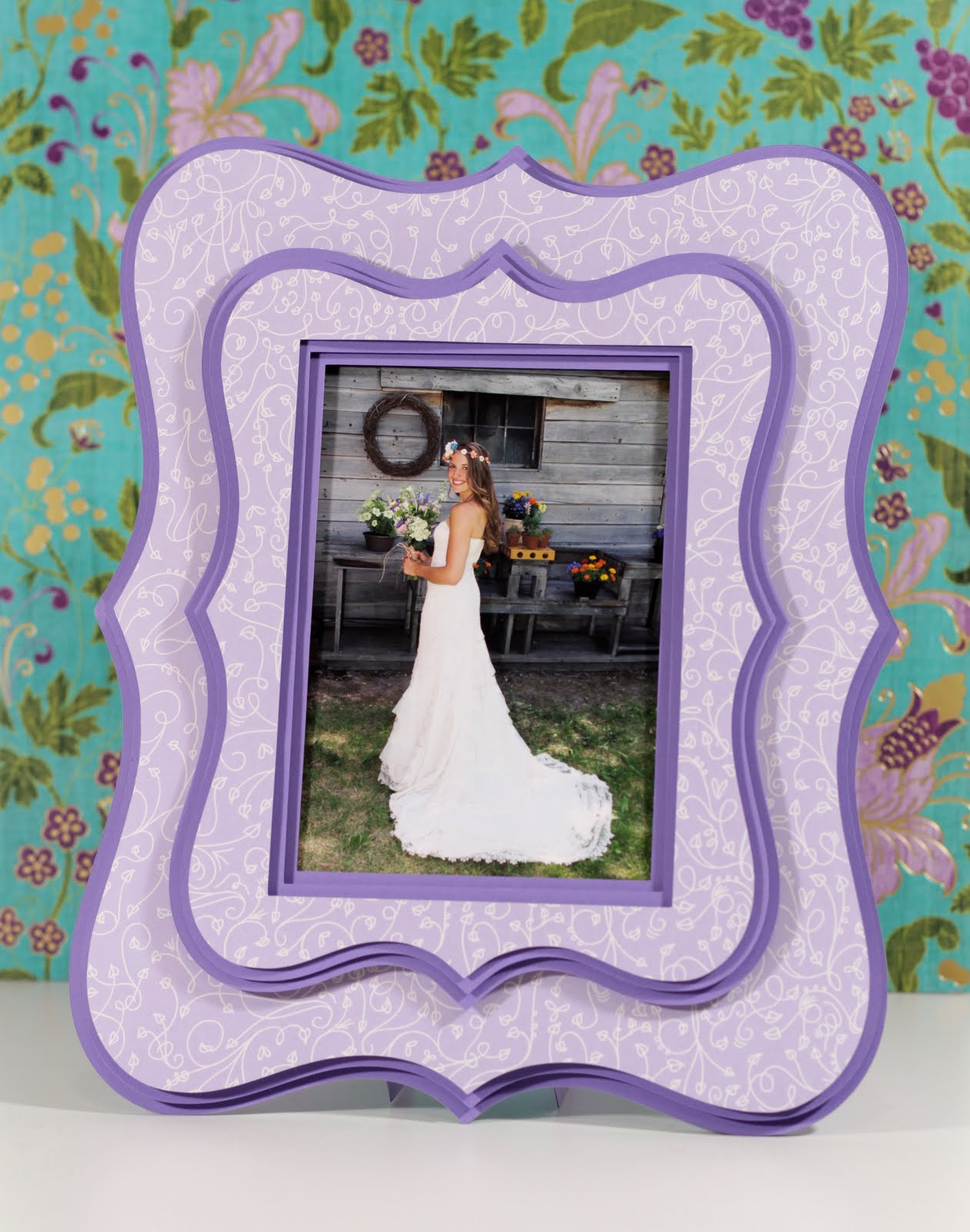 The Paper Boutique: Paper Pop Up Photo Frame