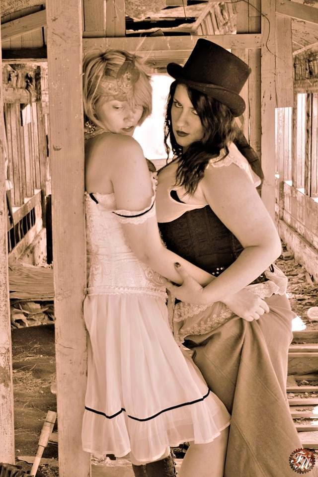 Two Sexy Sepia Girls