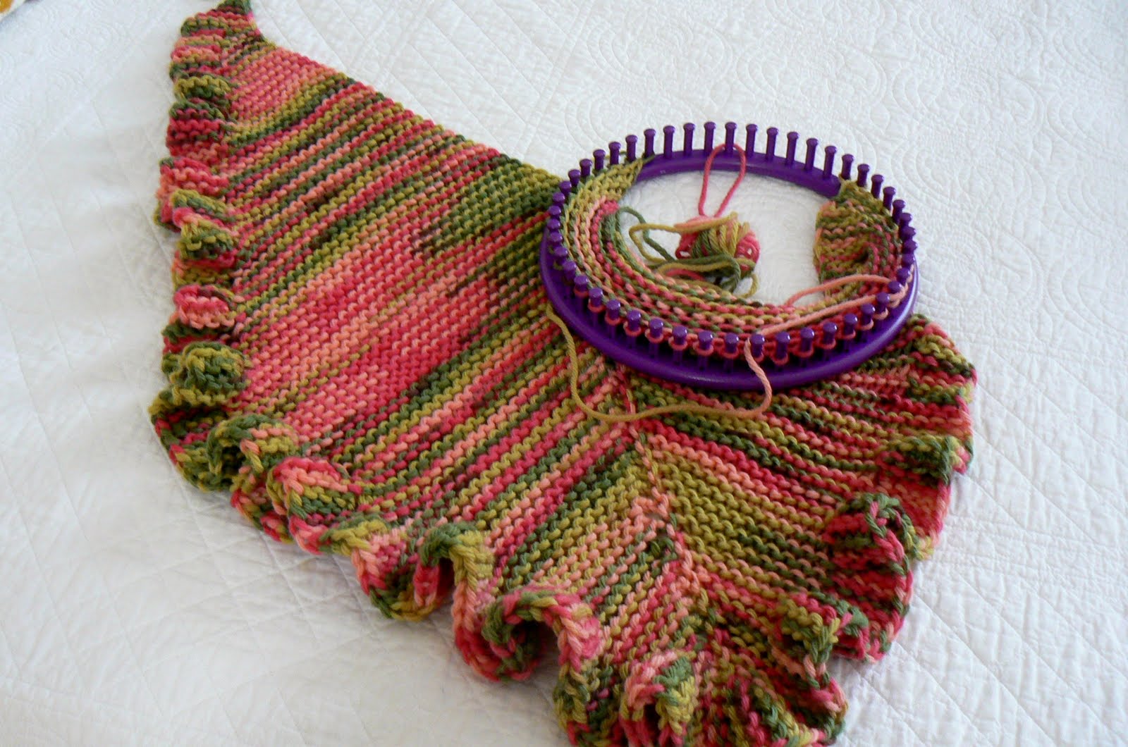BARNES &amp; NOBLE | Loom Knitting Pattern Book: 32 Easy, No-Needle