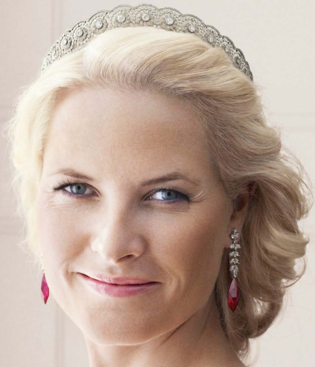 Tiara Mania Crown Princess Mette Marit of Norway's Diamond Daisy Tiara