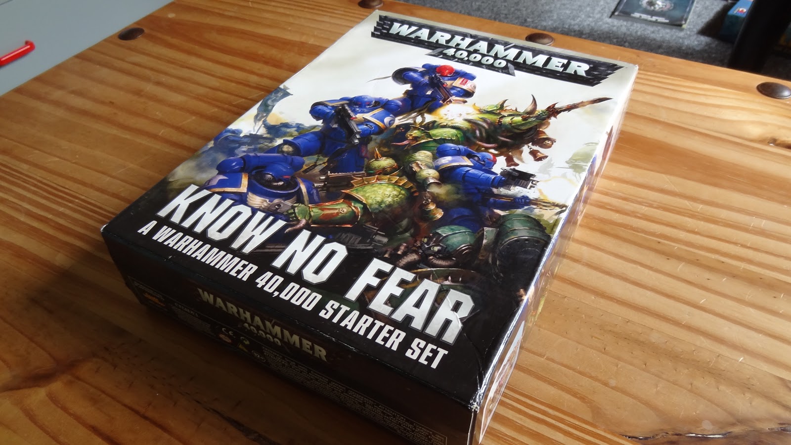 Warhammer 40K Starter Set Know No Fear - Death Guard and Space Marines –  Cobbco