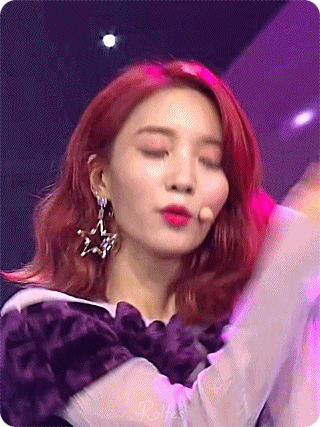 오늘의 인기가요 오마이걸 비니.gif | 인스티즈