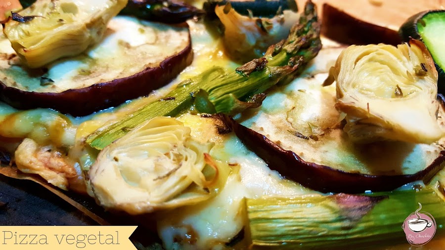 http://www.cuadernosdecocina.com/2017/07/receta-pizza-vegetal.html