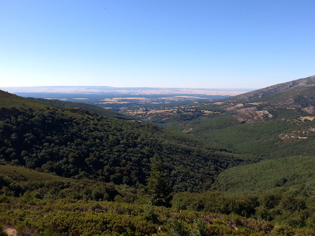 BMWF800GS. Trail Forever por Sierra Norte. Bocígano y los POYAKES.