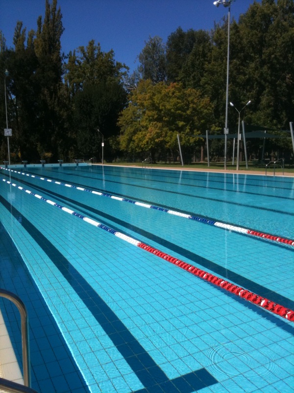free public swimming pools