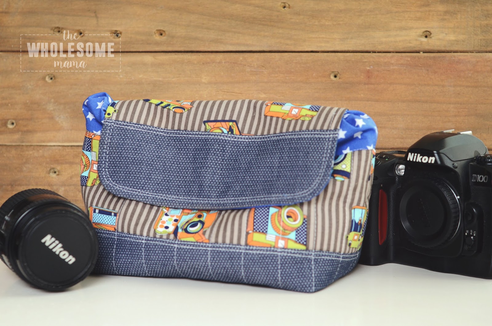 {Padded Camera Pouch} by Michelle Patterns
