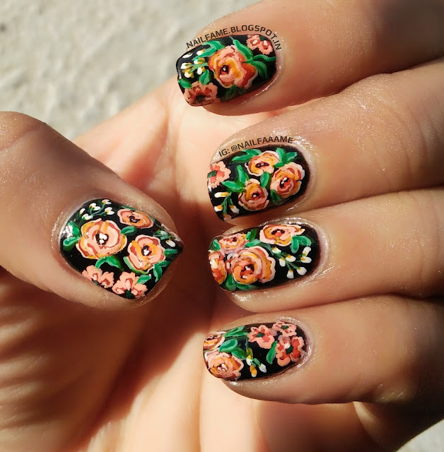 FLOWER NAILART