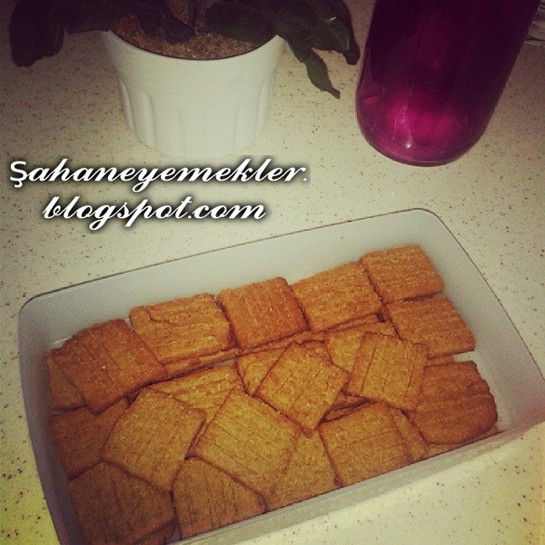 Denenmiş şahane yemek tarifleri Ev Yapımı Bebe Bisküvisi